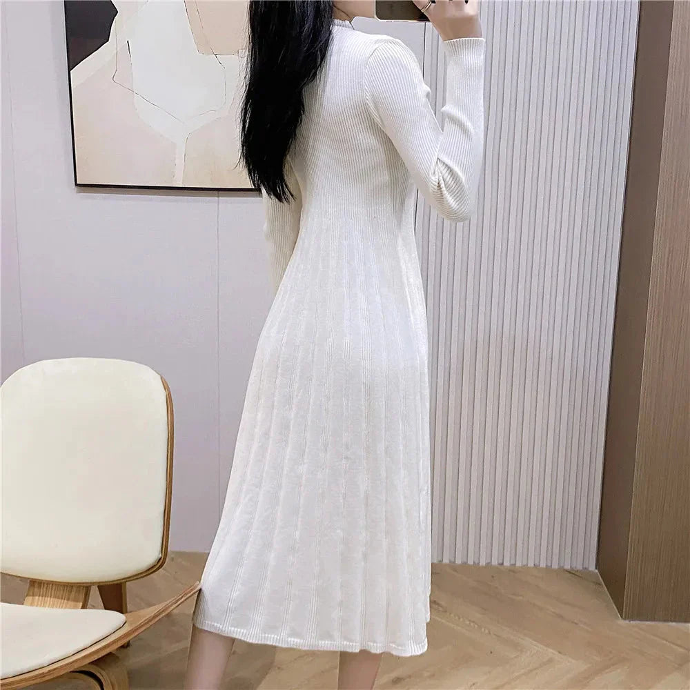 Pletené maxi šaty s rozšířeným spodním dílem