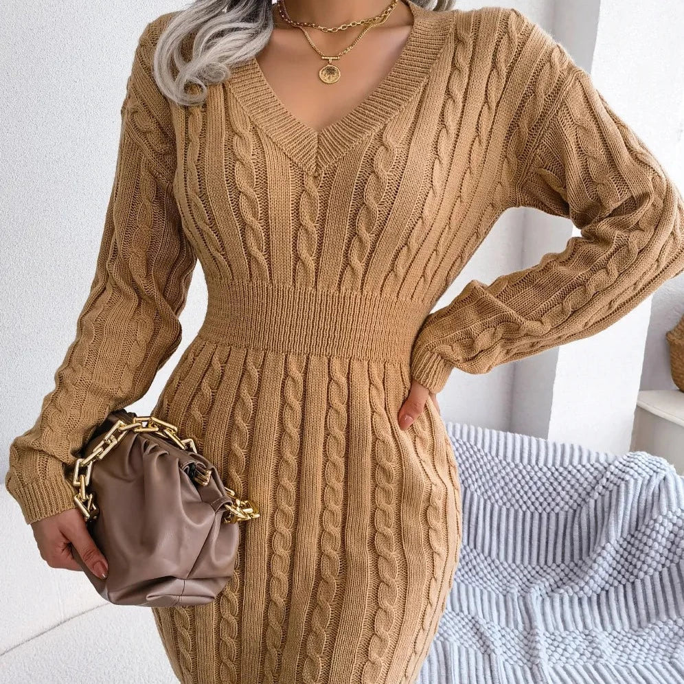 Pletené minišaty s výstřihem do V