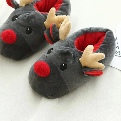 Měkké vánoční pantofle s motivem sobů