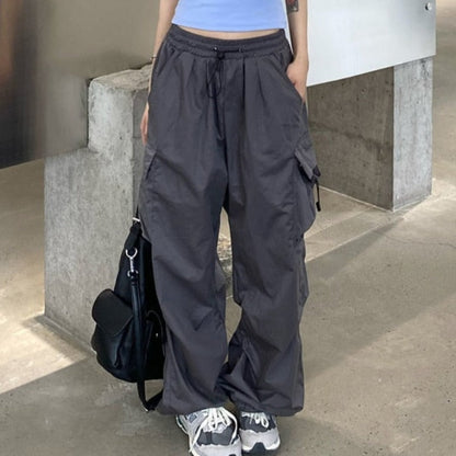 Tepláky s širokými nohavicemi cargo