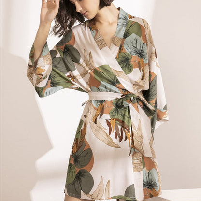 Pohodlný květinový župan s páskem