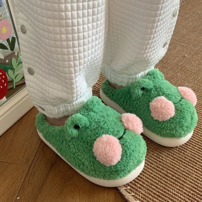 Zelené teplé žabí pantofle