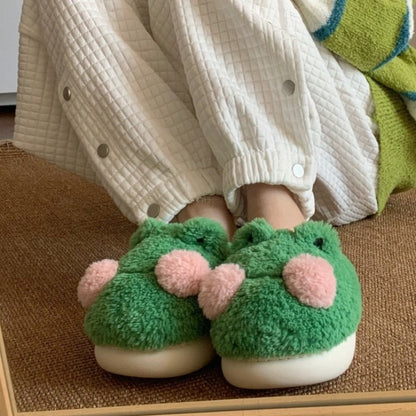 Zelené teplé žabí pantofle