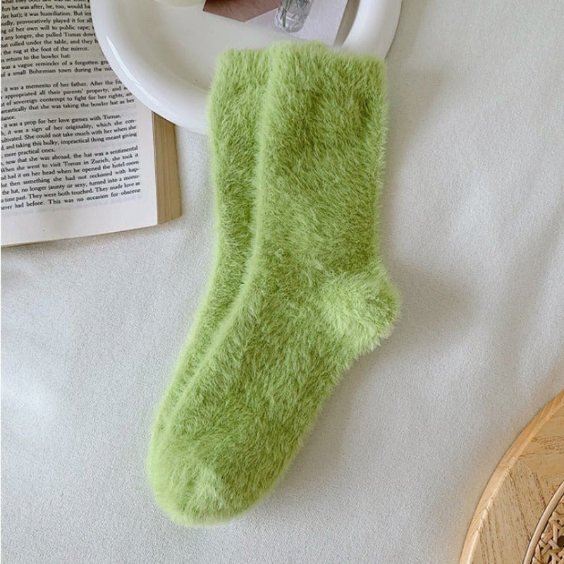 Dlouhé nadýchané dámské ponožky v pastelových barvách