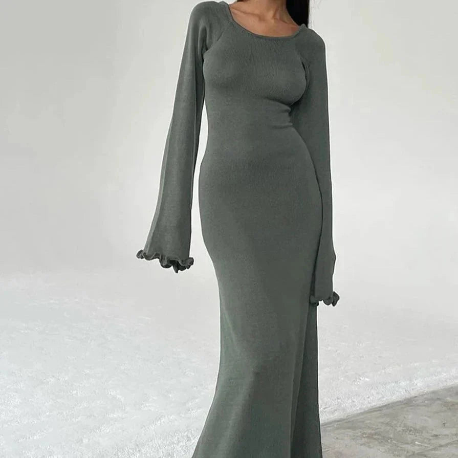 Pletené maxi šaty s odhalenými zády